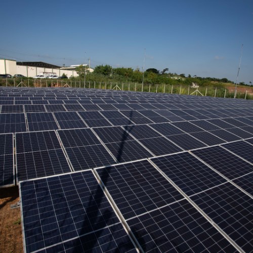 Escolas da rede municipal de Volta Redonda começam a receber energia solar